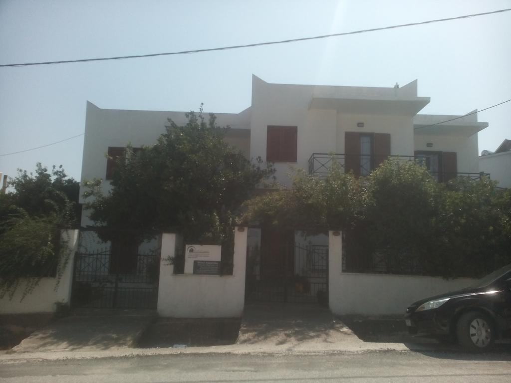 Karagiozos Studios & Apartments Skopelos Town Bagian luar foto