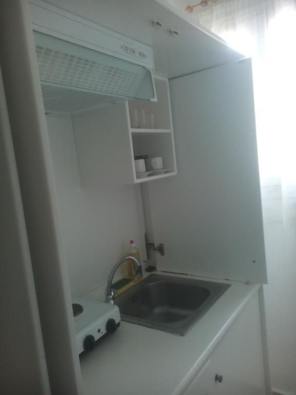 Karagiozos Studios & Apartments Skopelos Town Bagian luar foto